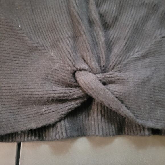 Guess Black Long Sleeve V-Neck Knot Front Sweater - Small - Picture 3 of 7